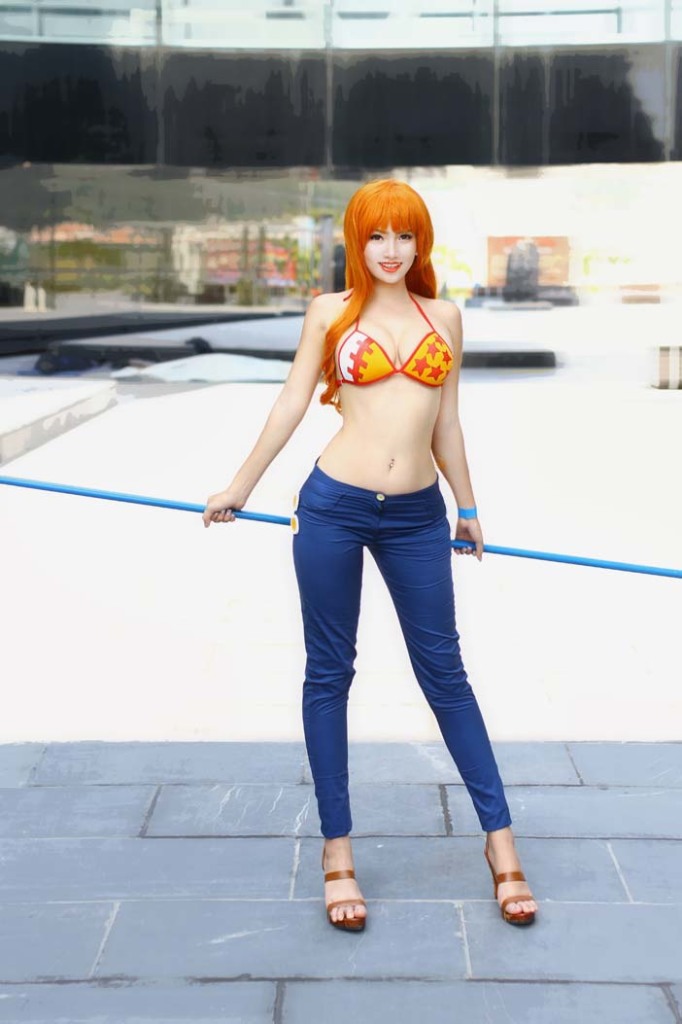 Nami-cosplay-8